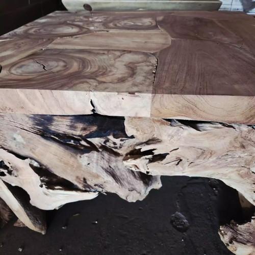 Table basse souche de teck creusé 80x80 cm